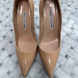 Tan patent leather Manolo Blahnik BB heels, size 36, 4” heels. Used